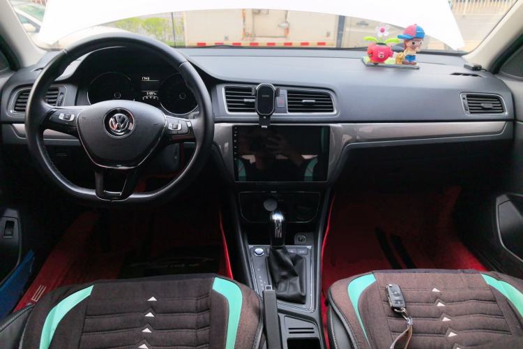 Used Volkswagen Lavida 2017 1.6L Automatic Comfort Edition