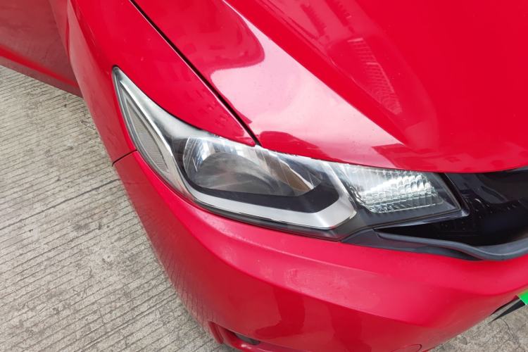 Used Honda Fit 2014 1.5L LX CVT Comfort Model Right Front Headlight