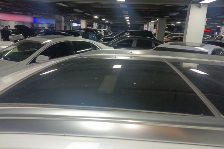 Used Cadillac XT4 2024 28T Two-Wheel-Drive Luxury Version Roof