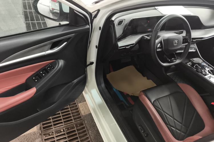 Used Changan Eado 2022 PLUS Blue Whale NE 1.4T GDI DCT Flagship Edition
