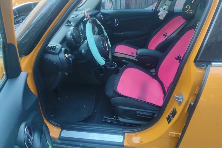 Used MINI 2015 1.5T COOPER Fun Five-Door Edition Left Front Seat