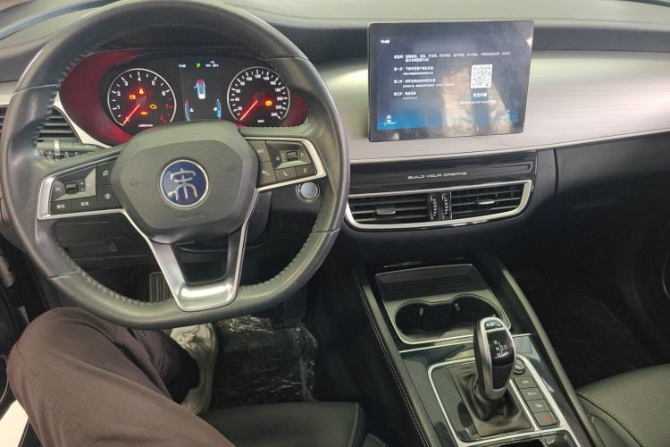 Used BYD Song MAX 2021 Upgraded Model 1.5T Automatic Prestige 7-Seater Center Console