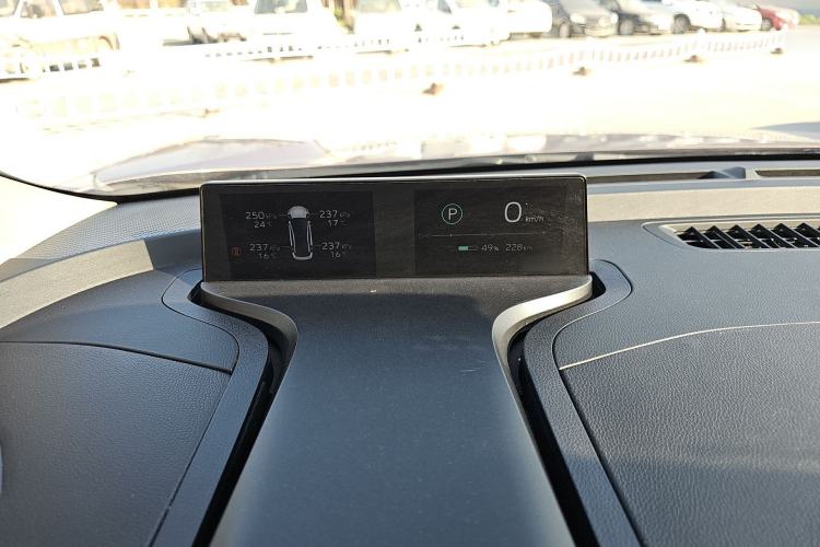 Used Toyota bZ3 2023 616 km Long-Range Premium Instrument Cluster