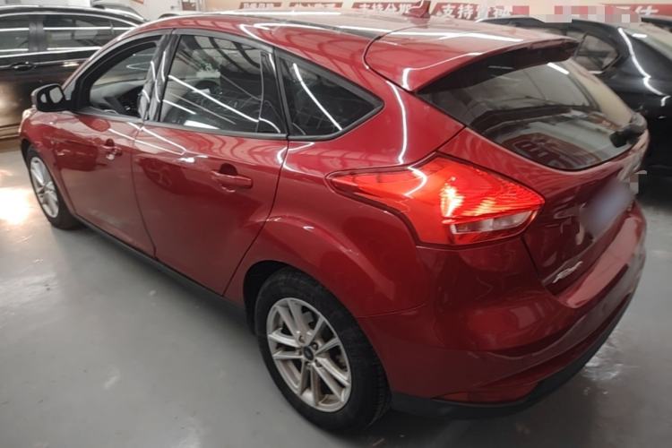 Used Ford Focus 2017 Hatchback EcoBoost 125 Automatic - Ultra-Powerful Style Edition with Smart Drive Features Rear Left 45 Deg