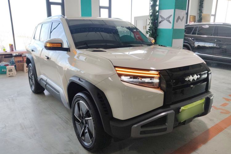 Used Formula Leopard Titanium 3 2025 501KM All-Wheel Drive Intelligent Driving Ultra Version