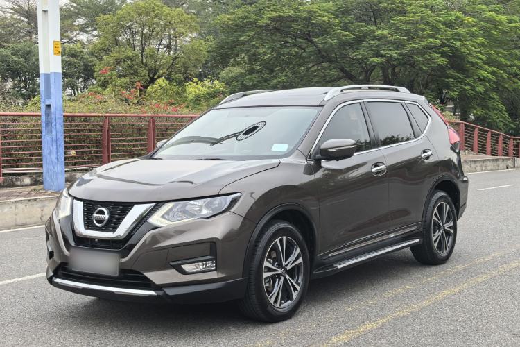 Used Nissan X-Trail 2017 2.5L CVT Leading Edition 4WD