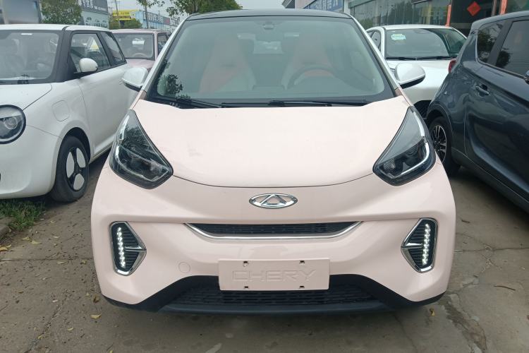 Used Chery QQ Little Ant 2022 Restyled Version Sweet Pink Edition Half-Sugar Version 28.8 kWh 30 kW 301 km Front