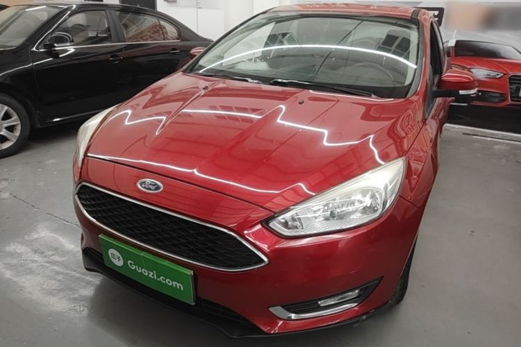 Used Ford Focus 2017 Hatchback EcoBoost 125 Automatic - Ultra-Powerful Style Edition with Smart Drive Features Front Left 45 Deg