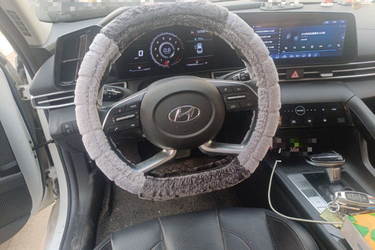 Used Hyundai Elantra 2021 1.5L CVT LUX Prestige Edition