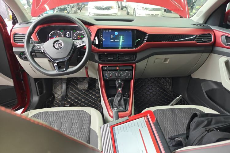 Used Volkswagen T-Cross 2019 1.5L Automatic Comfort Edition Center Console