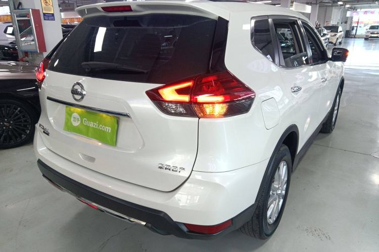 Used Nissan X-Trail 2022 2.0L Two-Wheel Drive Smart Connect & Comfort Edition