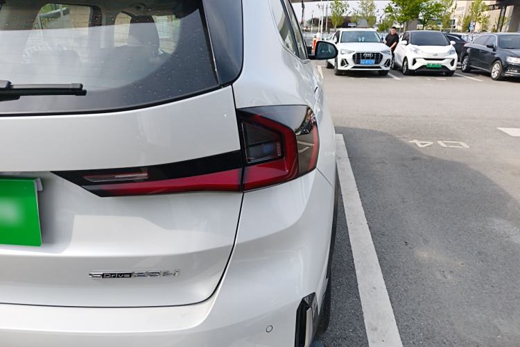 Used BMW X1 2024 sDrive25Li X Design Package Right Rear Taillight