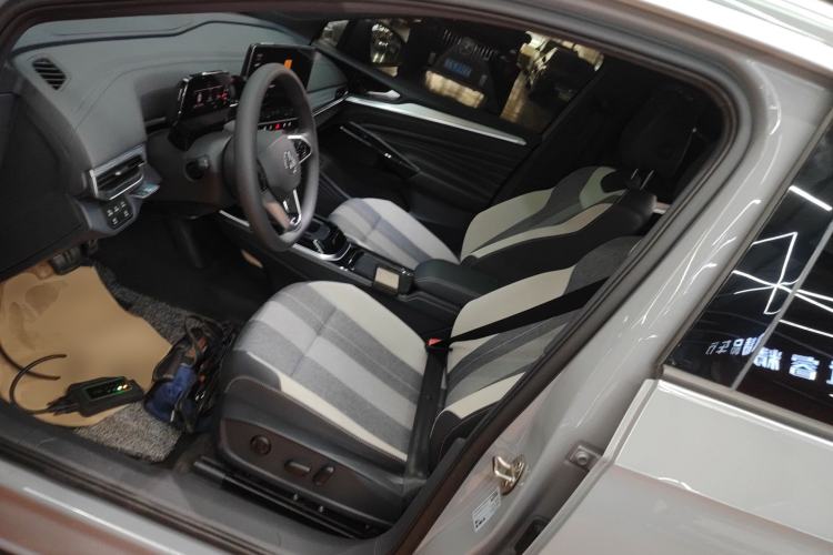 Used Volkswagen ID.4 CROZZ 2022 Pure Edition Limited Edition Left Front Seat