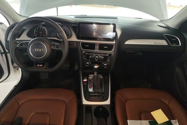 Used Audi A4L 2015 45 TFSI quattro Individual Sport Edition Center Console