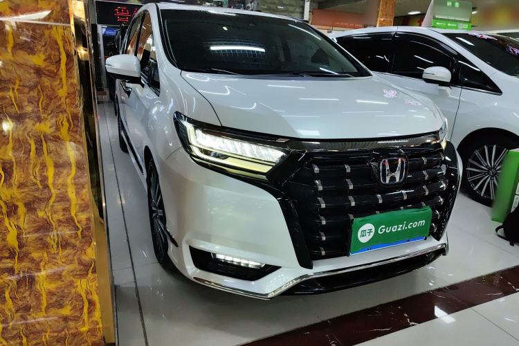 Used Honda Elysion 2022 2.0L eHEV Luxury First Edition