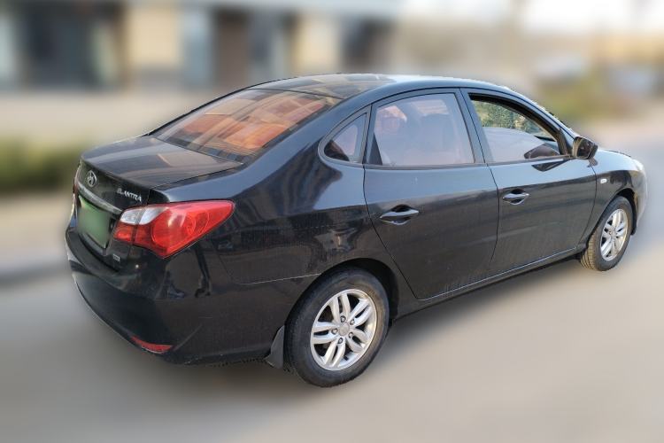 Used Hyundai Celesta 2011 1.6L Manual Comfort Edition Rear Right 45 Deg