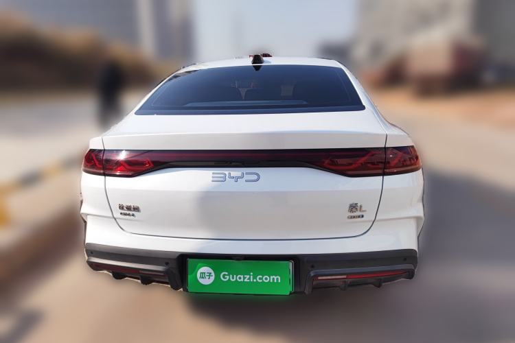 Used BYD Qin L 2025 DM-i Smart Drive 80KM Leading Model
