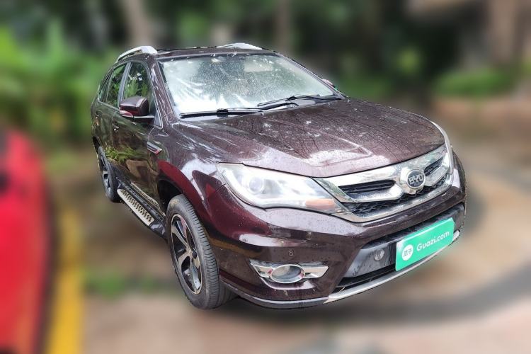 Used BYD S7 2016 2.0T Automatic Prestige Edition Front Right 45 Deg