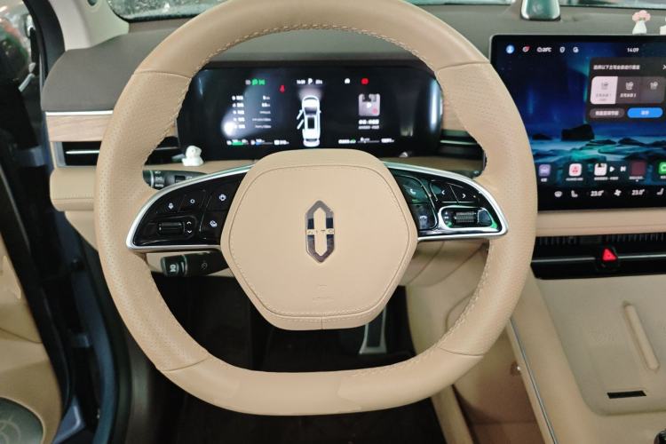 Used Hima AITO M7 2024 1.5T Intelligent Driving 4WD Max Edition 5 Seats