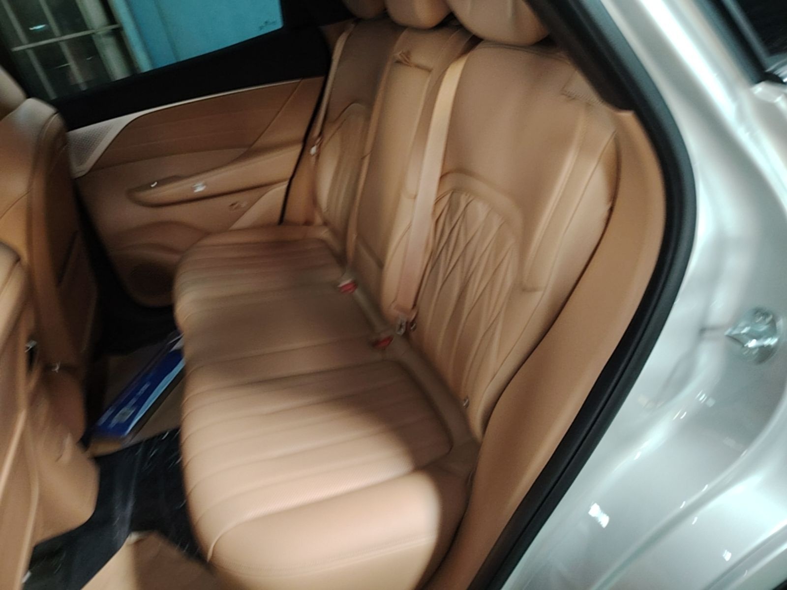Dongfeng Aeolus L8 2025 Model 185KM Dream Edition — снимка 20