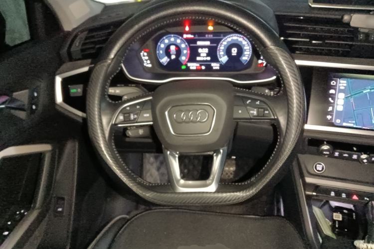 Used Audi Q3 2021 35 TFSI Fashion Dynamic Model