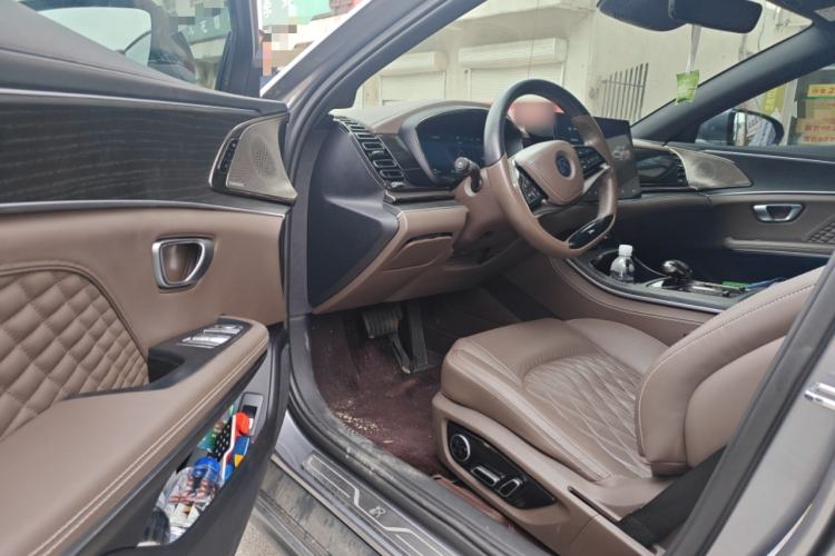 Used BYD Han 2022 EV Genesis Edition 715 km Front-Wheel-Drive Flagship Model Driver Seat