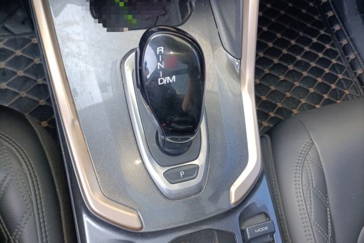 Used Haval H6 2020 1.5 GDIT Automatic Platinum Champion Edition Gear Lever