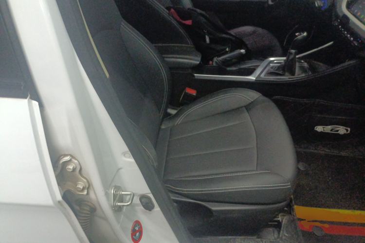 Used Geely Auto Vision X3 2019 Upgraded Model 1.5L Manual Elite Version Right Front Seat