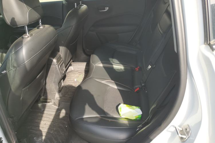 Used Jeep Compass 2017 200T Automatic Family Edition Interior 4