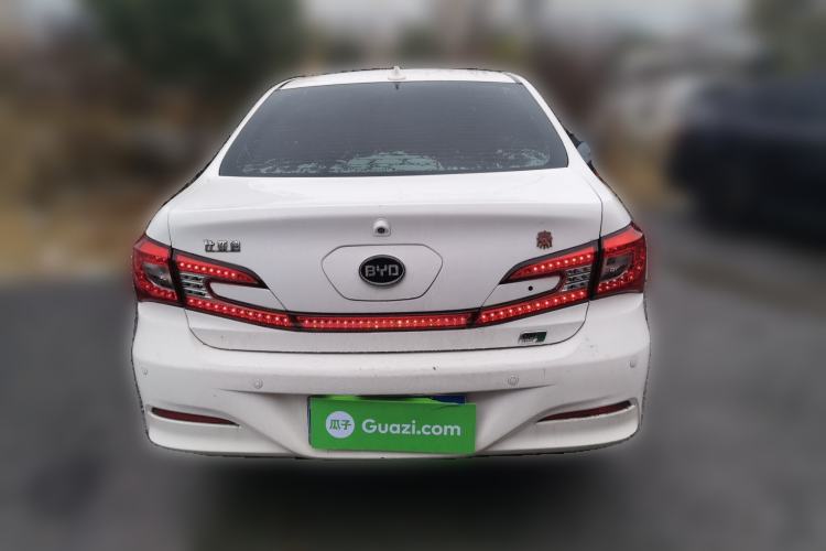Used BYD Qin New Energy 2014 1.5T Flagship Model
