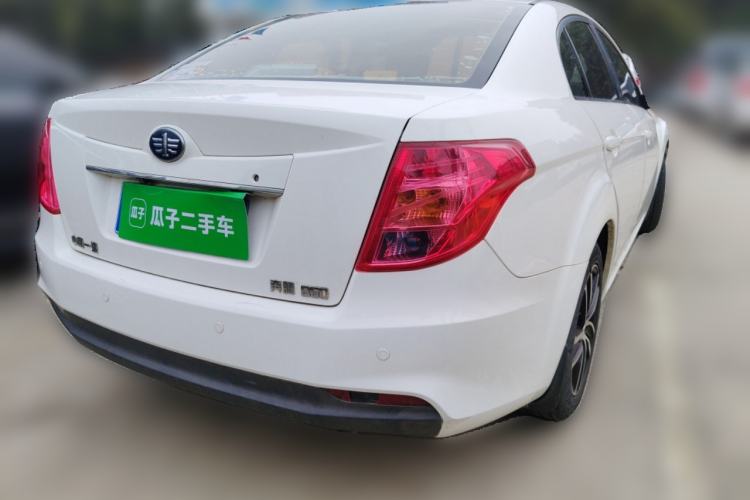 Used Bestune B50 2013 1.6L manual luxury version
