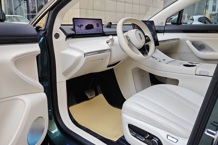 Used Hima Luxeed R7 2026 Model Range-Extending Max