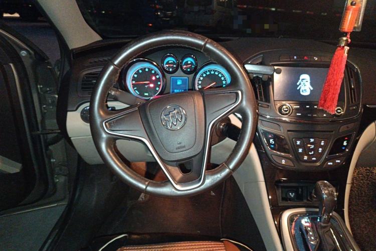 Used Buick Regal 2015 2.0L Leading Fashion Edition Steering Wheel