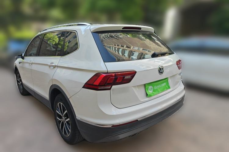 Used Volkswagen Tiguan L 2018 Facelift 330TSI Automatic Two-Wheel Drive Luxury Edition Rear Left 45 Deg