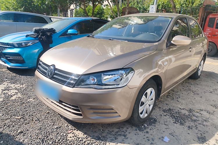 Used Volkswagen Jetta 2015 Zhuihui Edition 1.4L Manual Fashion Model