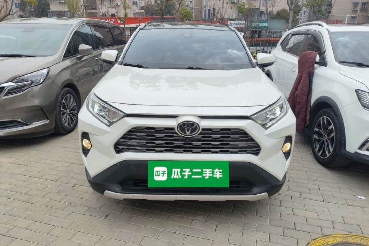 Used Toyota RAV4 2020 2.0L CVT Four-Wheel Drive Prestige Edition Front