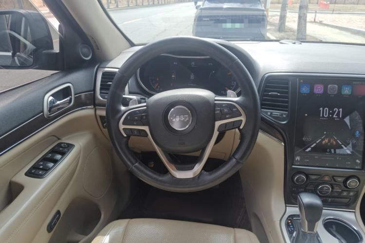 Used Jeep Grand Cherokee 