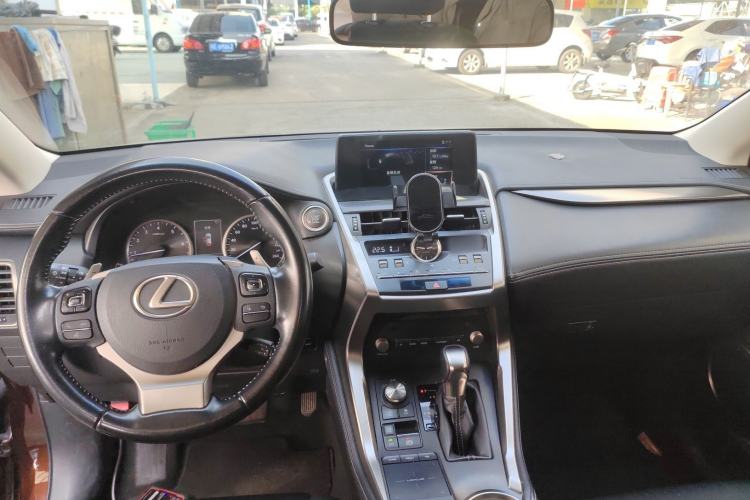 Used Lexus NX 2017 200 Front-Wheel-Drive X-Trail SE Edition
