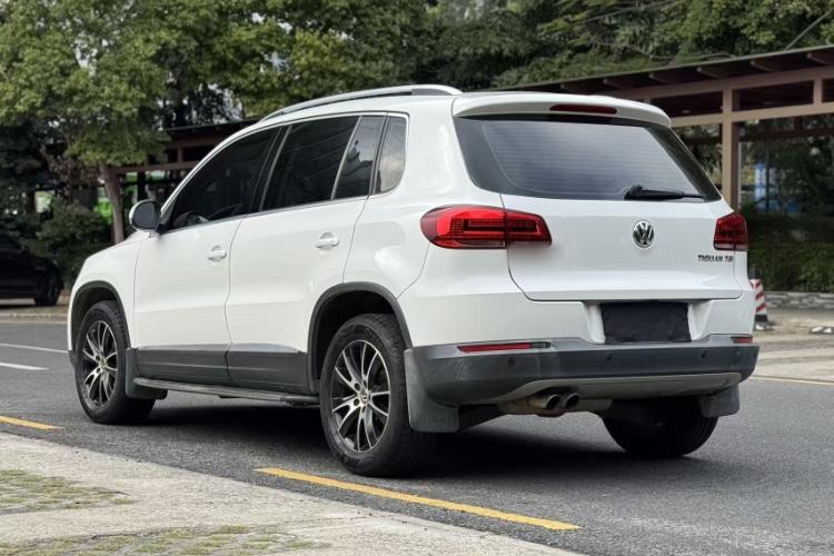 Used Volkswagen Tiguan 2015 1.8TSI Automatic Two-Wheel Drive Luxury Model Exterior 2