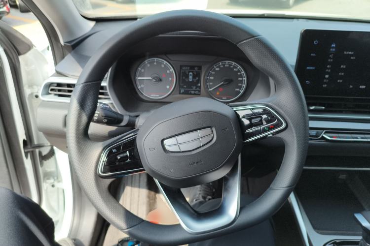 Used Geely Auto Emgrand 2025 4th Generation 1.5L CVT Starry Edition Steering Wheel