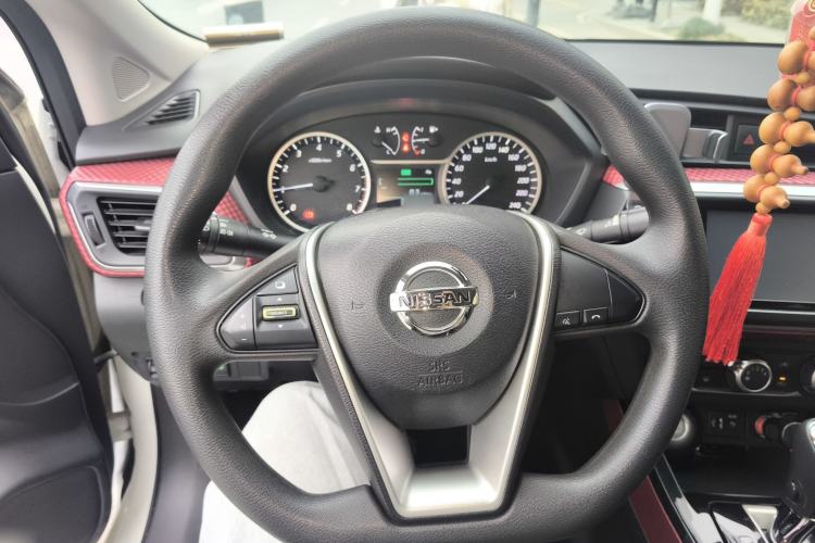 Used Nissan Lannia 2016 1.6L CVT Smart Cool Edition
