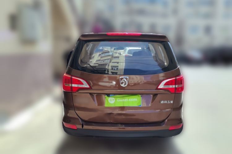 Used Baojun 730 2016 1.5L Manual Standard Version 7 Seats Rear
