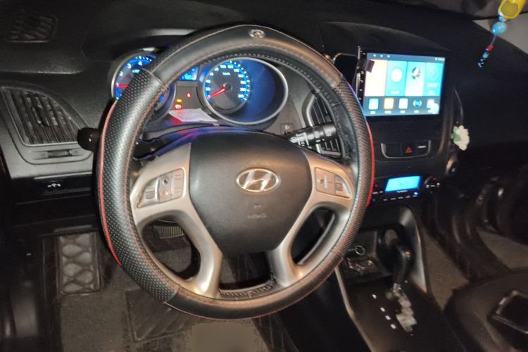 Used Hyundai ix35 2012 2.0L Automatic Two-Wheel Drive Elite Edition GLS Steering Wheel