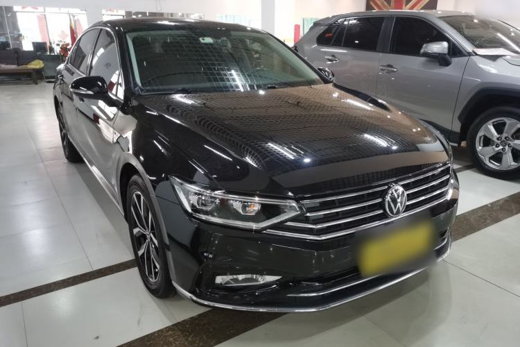 Used Volkswagen Magotan 2020 330TSI DSG Leading Model
