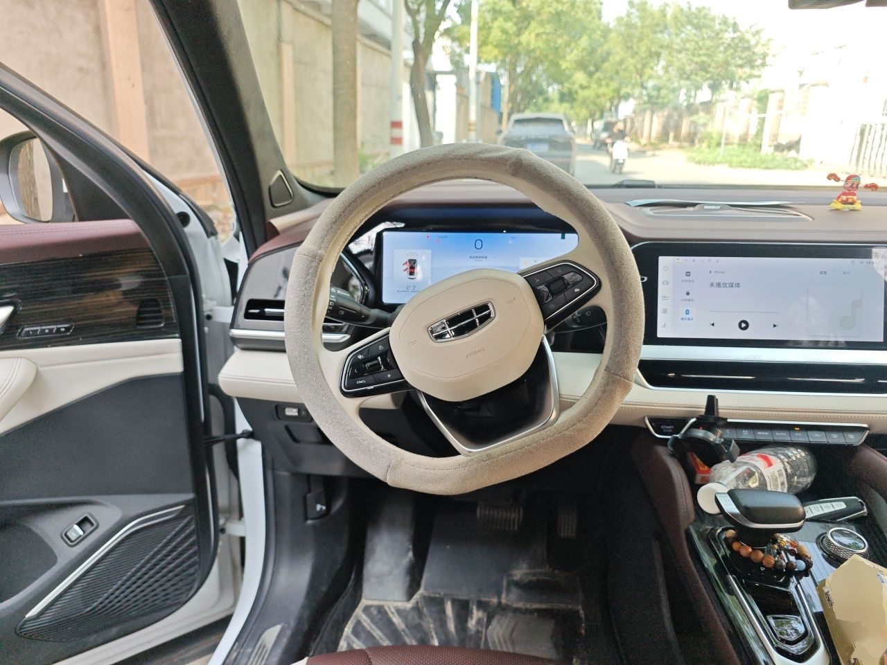Geely Auto Monjaro L 2021 2.0TD DCT EVO Two-Wheel Drive Prestige Version — снимка 10