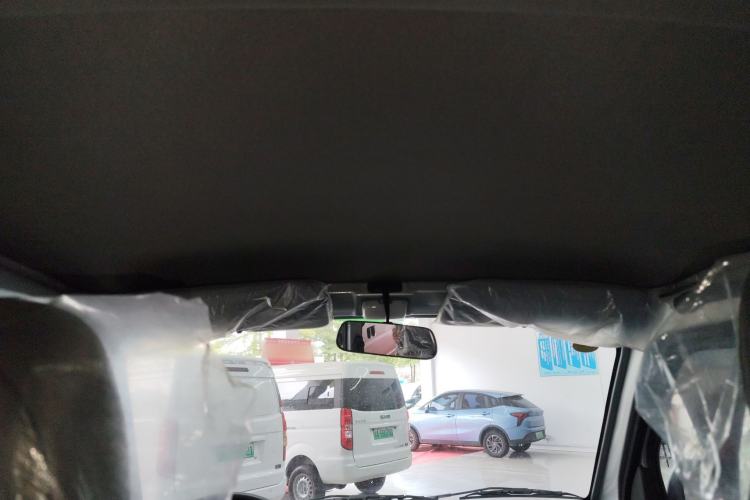 Used Wuling Rongguang EV 2022 Basic Passenger Bus Powered by Penghui Battery
