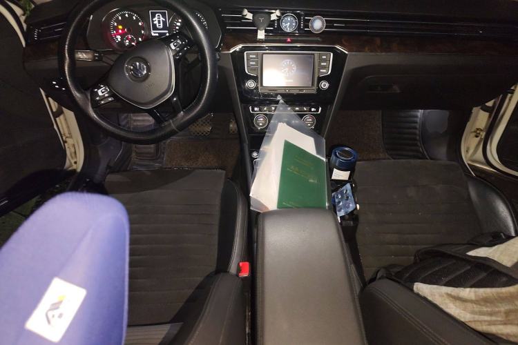 Used Volkswagen Magotan 2017 330TSI DSG Luxury Model
