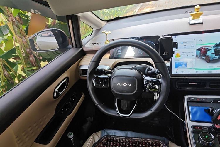 Used AION Y 2021 70 Intelligent Edition