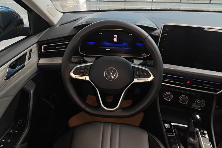 Used Volkswagen Sagitar 2026 Model 30 Million Units Selected 300TSI DSG Surpassing Edition