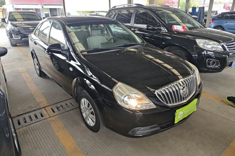 Used Buick Excelle 2015 1.5L Manual Classic Trim Front Right 45 Deg